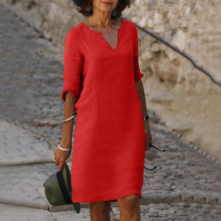 Grace™ - Dress with V-Neck and Three-Quarter Sleeves