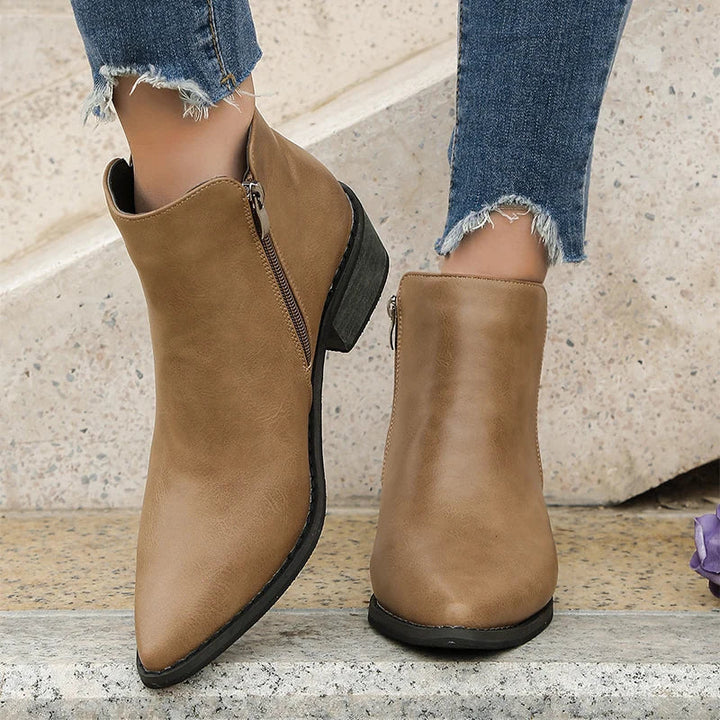 ZURI - LEATHER ANKLE BOOTS