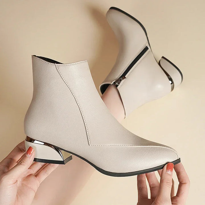 NORAH - LOW HEELED BOOTS